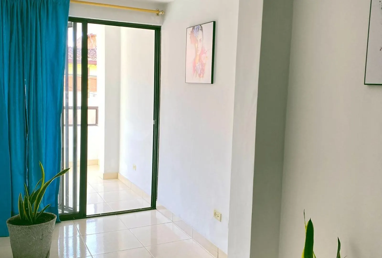 Hermoso Apartamento Cerca Al Poblado Medellín 0*,