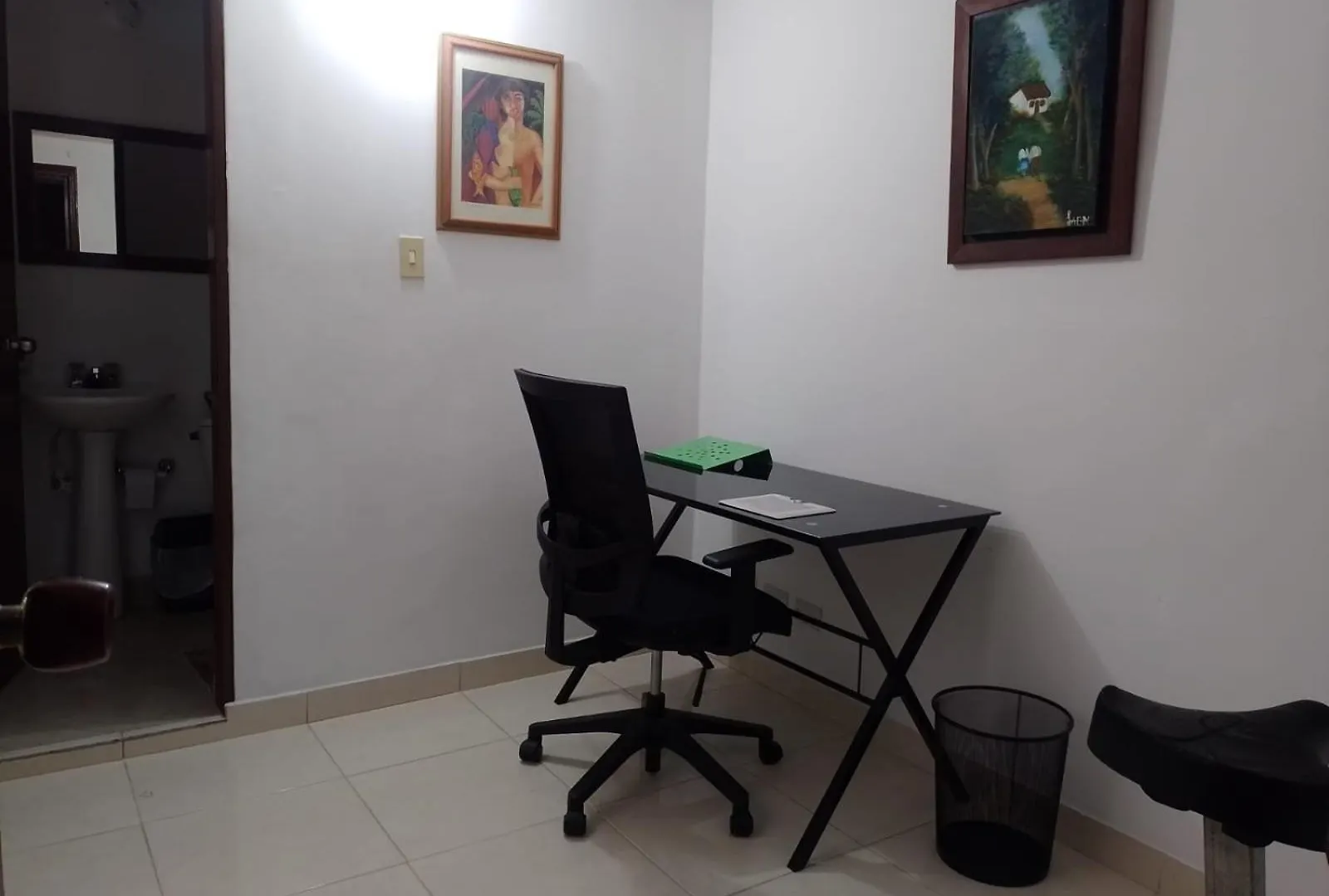 Hermoso Apartamento Cerca Al Poblado Medellín 0*,