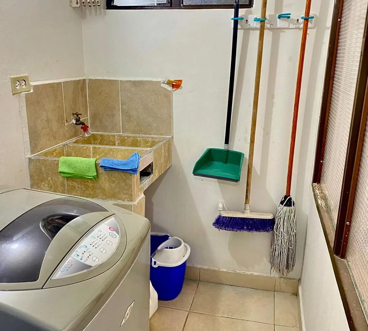 Hermoso Apartamento Cerca Al Poblado Medellín
